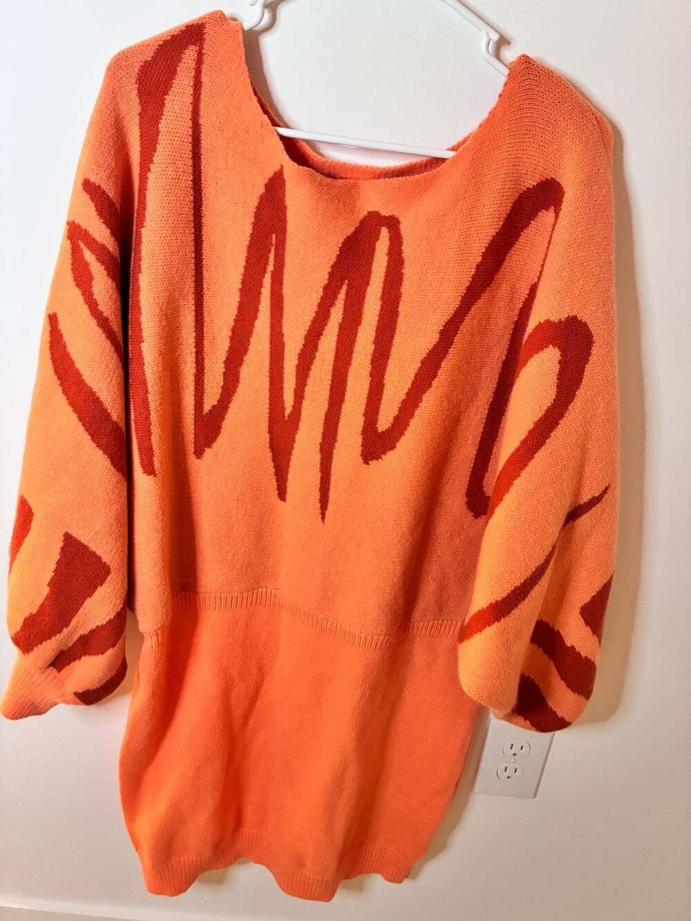 Graphic Sweater Dress Size US XXL Orange Long Sleeve Pullover